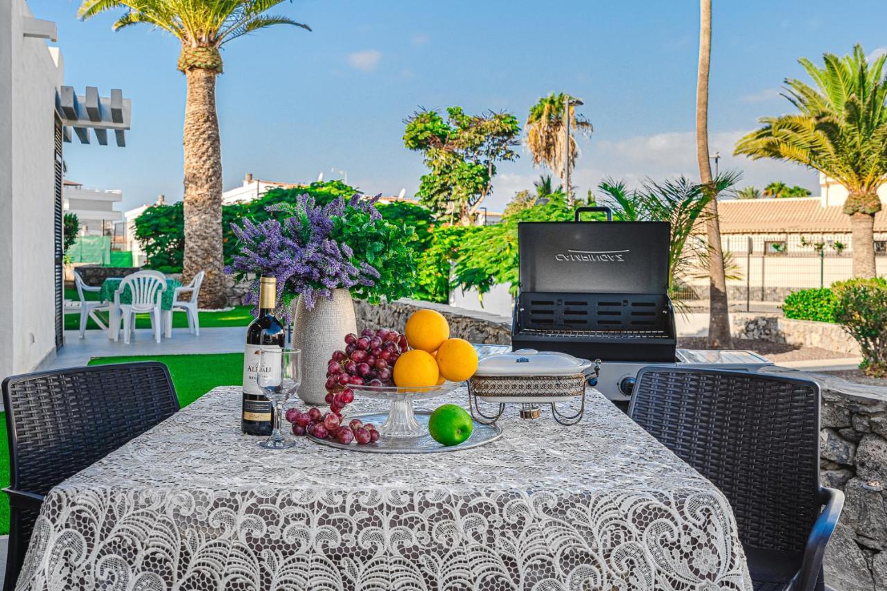 Bungalow -2 Minute From The Beach. Playa de las Americas  Eksteriør bilde